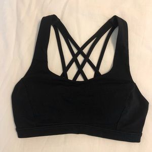 Lululemon Free To Be Serene Bra, Size 6, Black